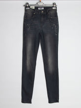 Grå jeans med bling - Ingen returret - ITNOV24